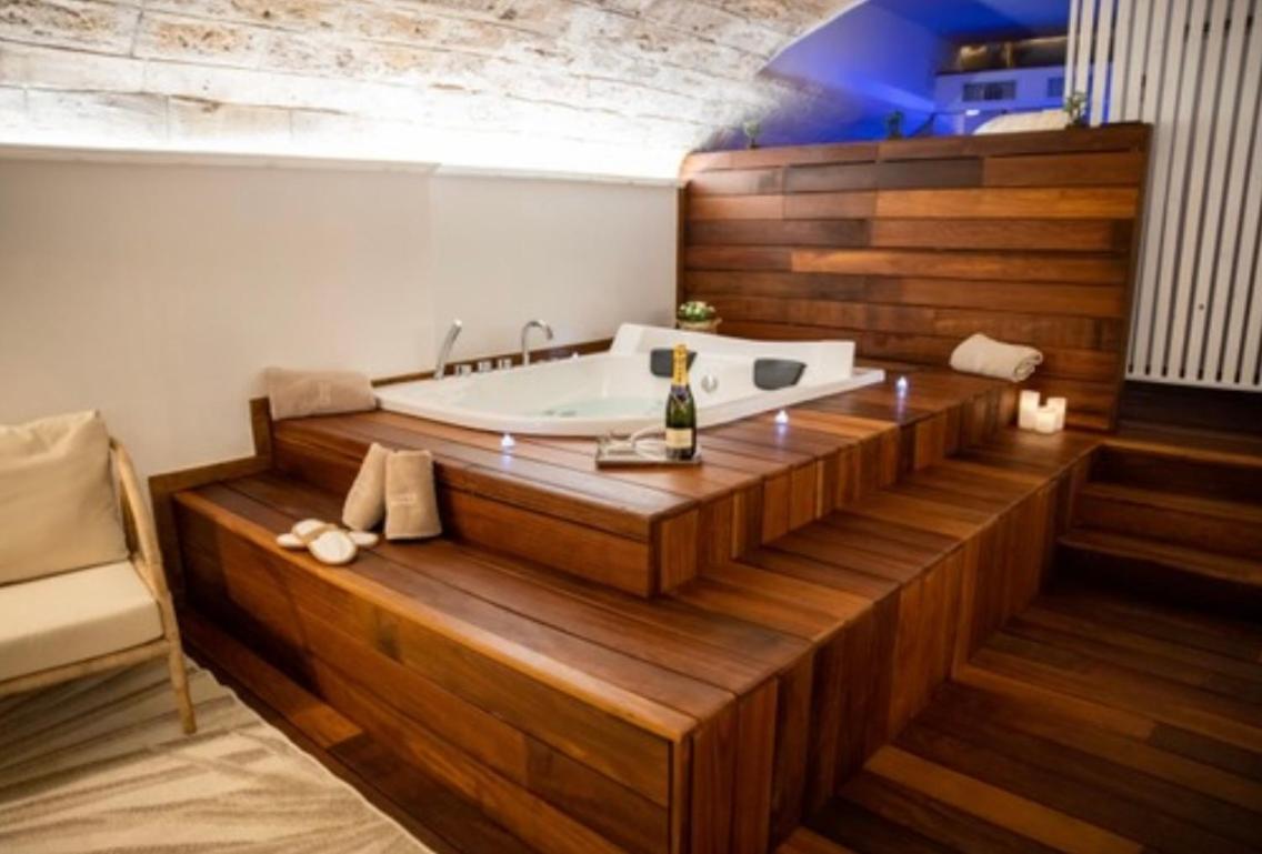 Lc Luxury Apartment Bari Luaran gambar