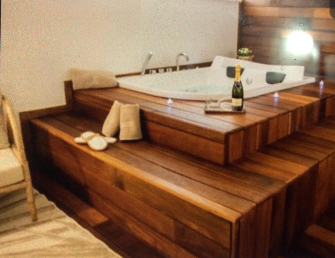 Lc Luxury Apartment Bari Luaran gambar