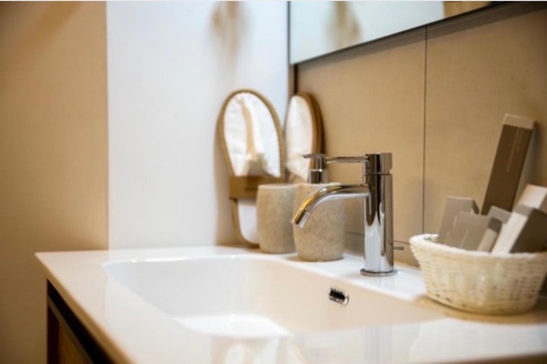 Lc Luxury Apartment Bari Luaran gambar