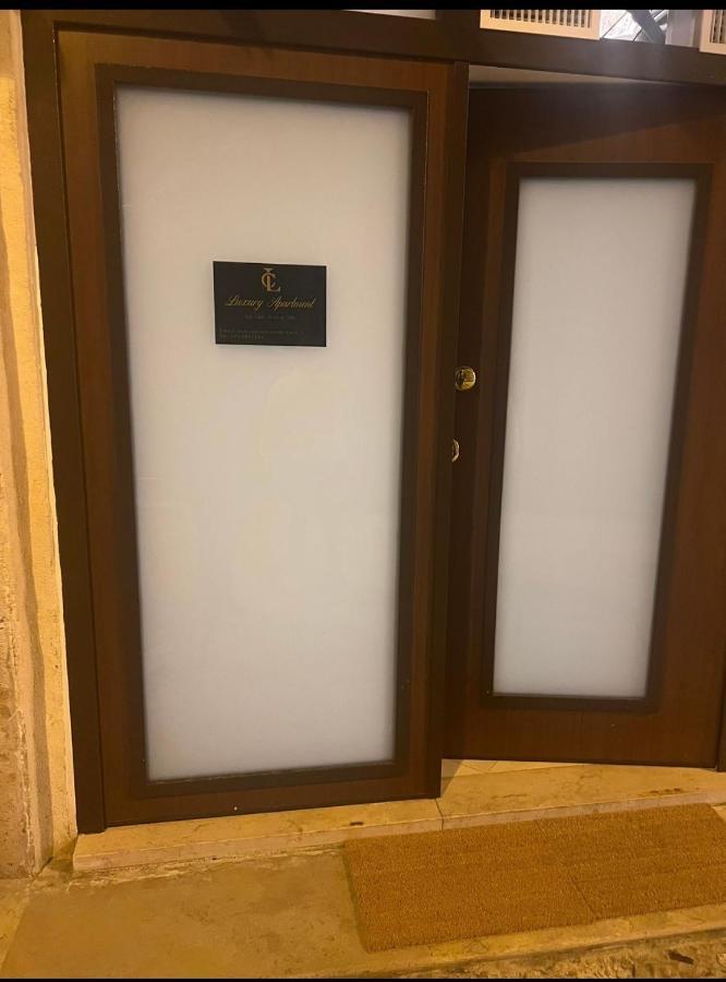 Lc Luxury Apartment Bari Luaran gambar
